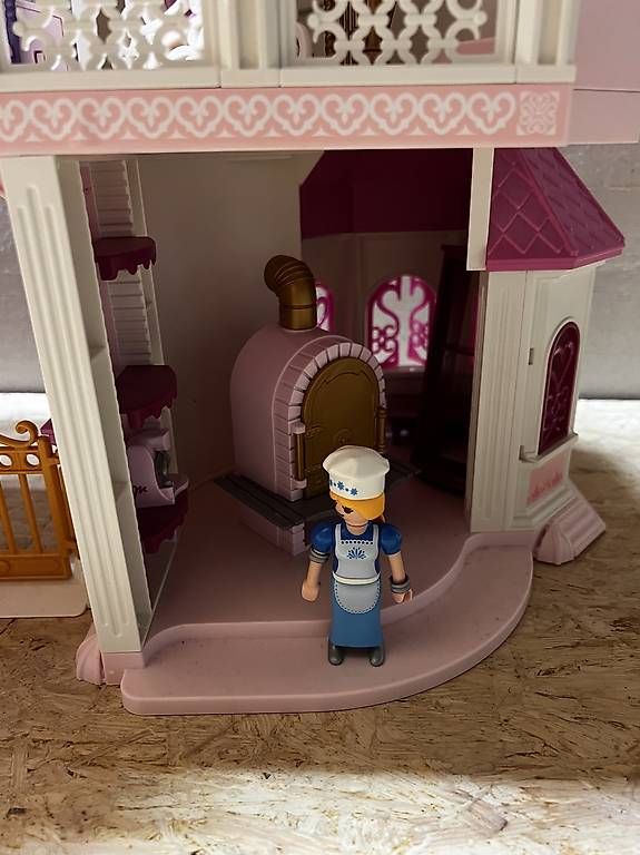 Playmobil Jouets: Playmobile Schloss – D'occasion à Schwyz par sdesiree 3