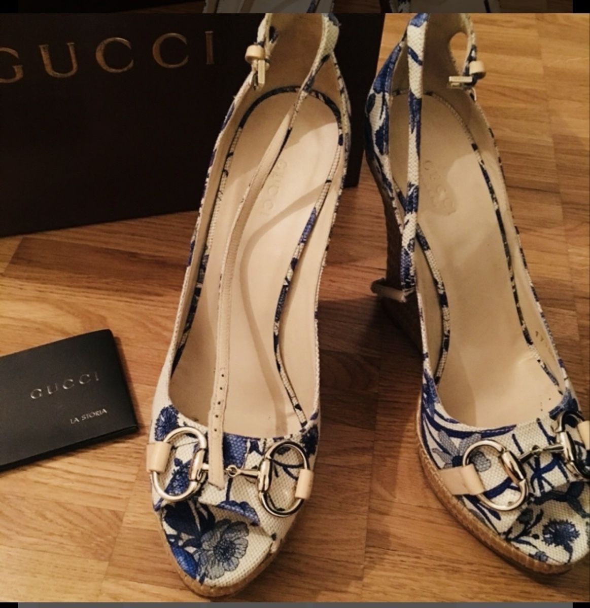 Gucci Damenschuhe: Gucci flora wedge sandal – Gebraucht aus Wohlen AG von rol_8r5l 1
