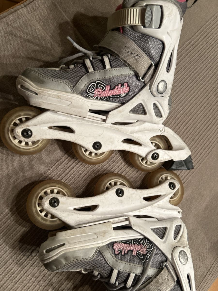 Pattini in linea & Pattini a rotelle: Rollerblade Inline Skates Gr. 28-32 für Mädchen – Usato da Dottikon venduto da cimar 3