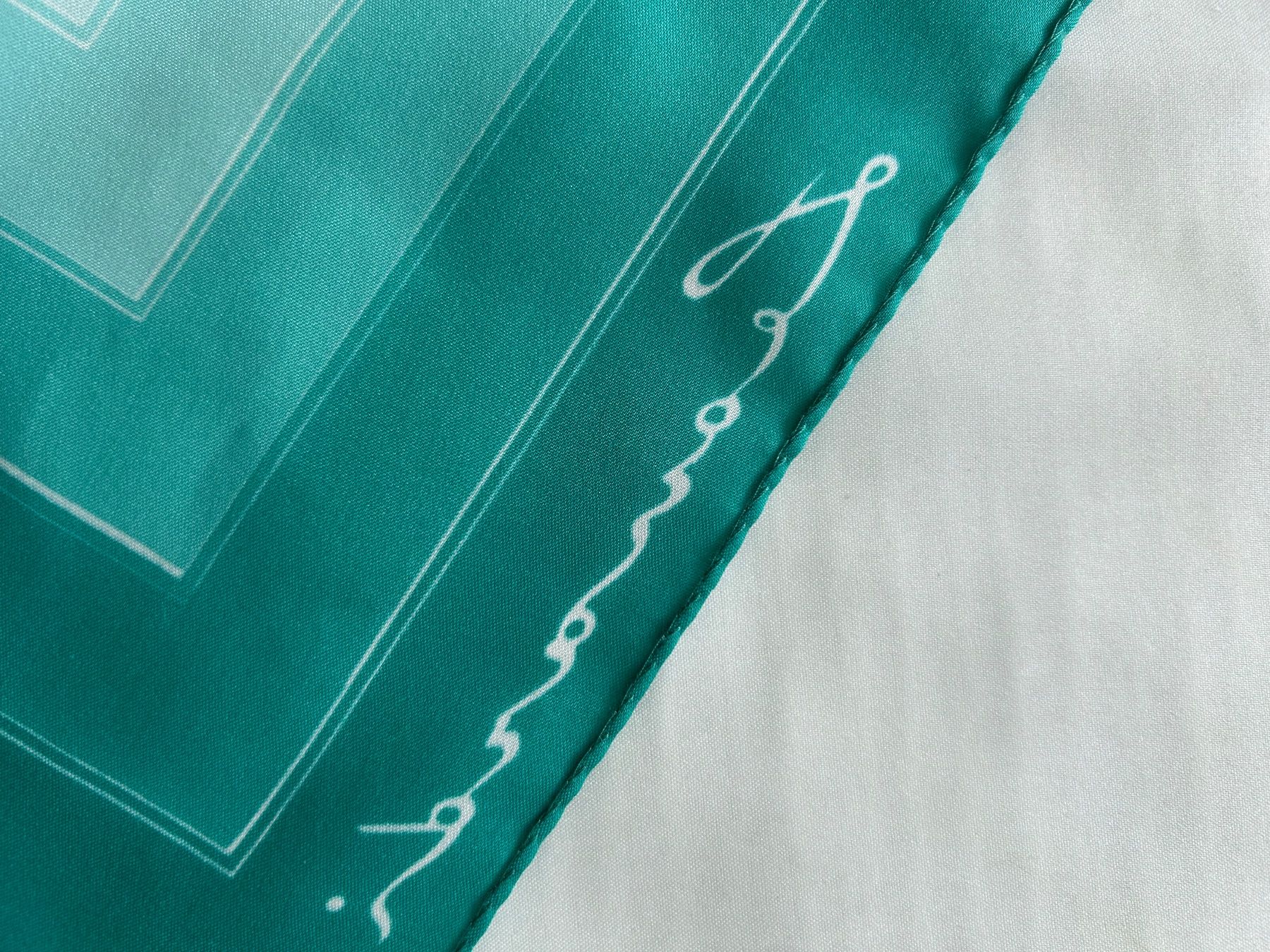 Foulard & Sciarpe: Tuch Leonard, handroulliert, grün – Usato da Horn venduto da Resvi 2