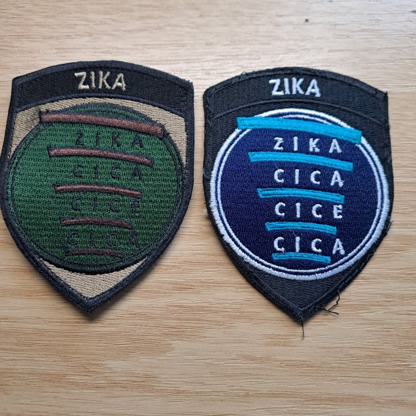 Schweizer Armee Placchette & Badge: ZIKA – Nuovo (secondo la descrizione) da Gipf-Oberfrick venduto da Mig_29