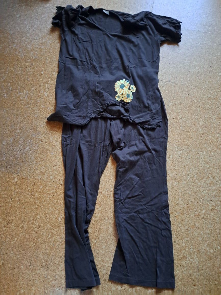 Negligees & Pyjamas: Pyjama Grösse 44 / 46 – Gebraucht aus Schüpfheim von madeleine69