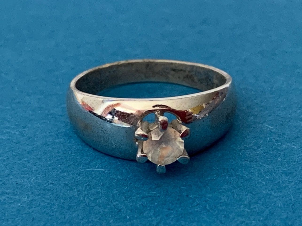 Anelli: Silberring bauchige glitzerzarge(56) – Usato da Dittingen venduto da Bellevista 5