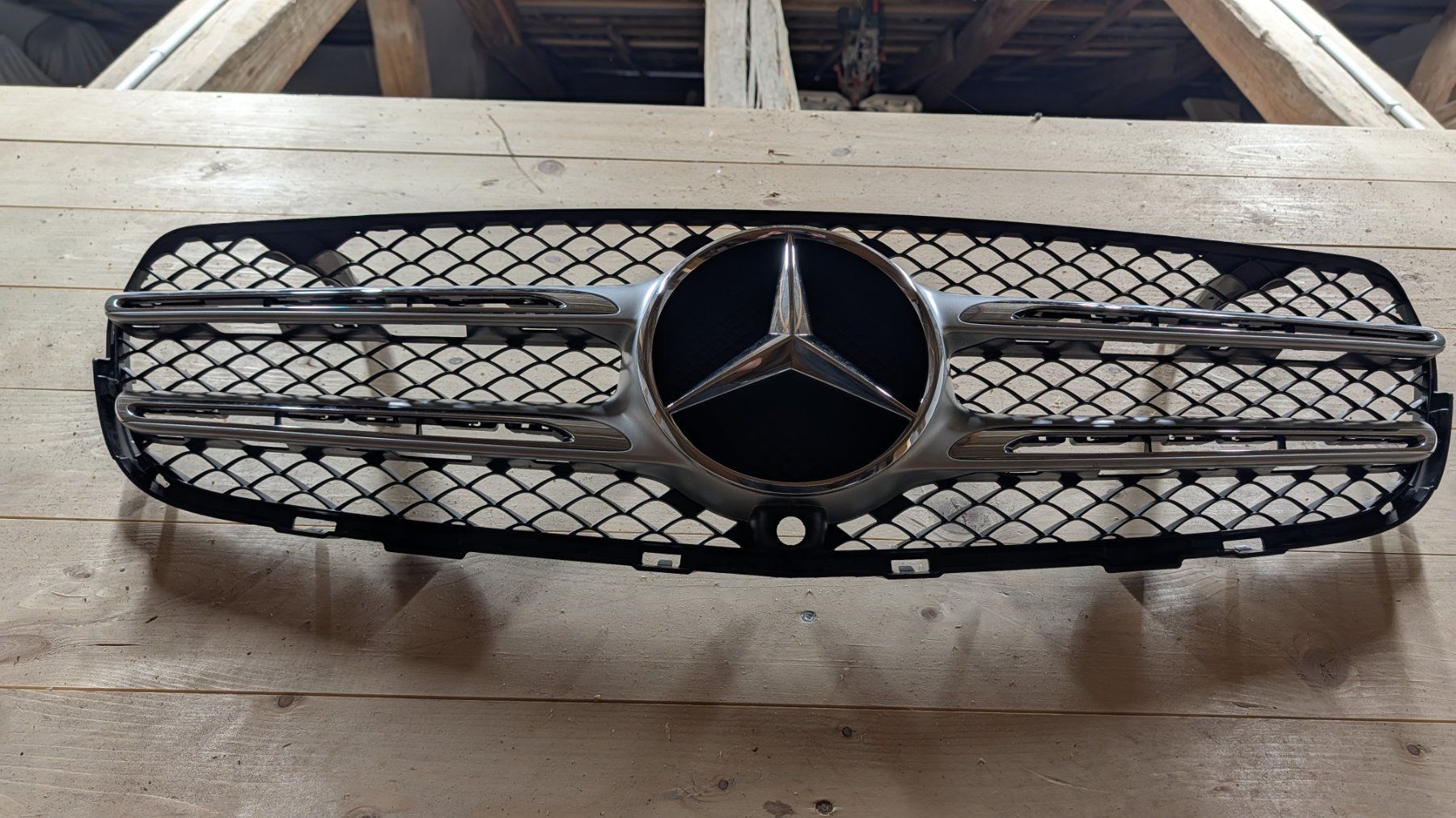 Mercedes-Benz Toutes les pièces auto: Kühlergrill Mercedes GLC – D'occasion à Wuppenau par Signum001 1