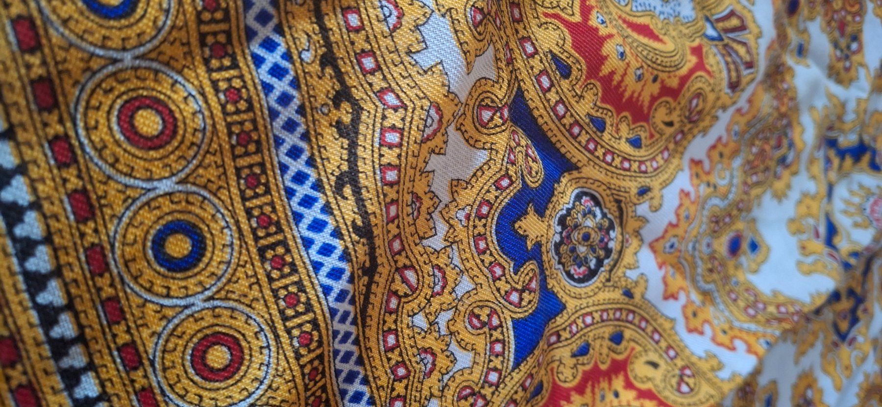 Foulard & Sciarpe: Schönes Foulard mit Fransen – Usato da Brienz BE venduto da mondchatz1 7