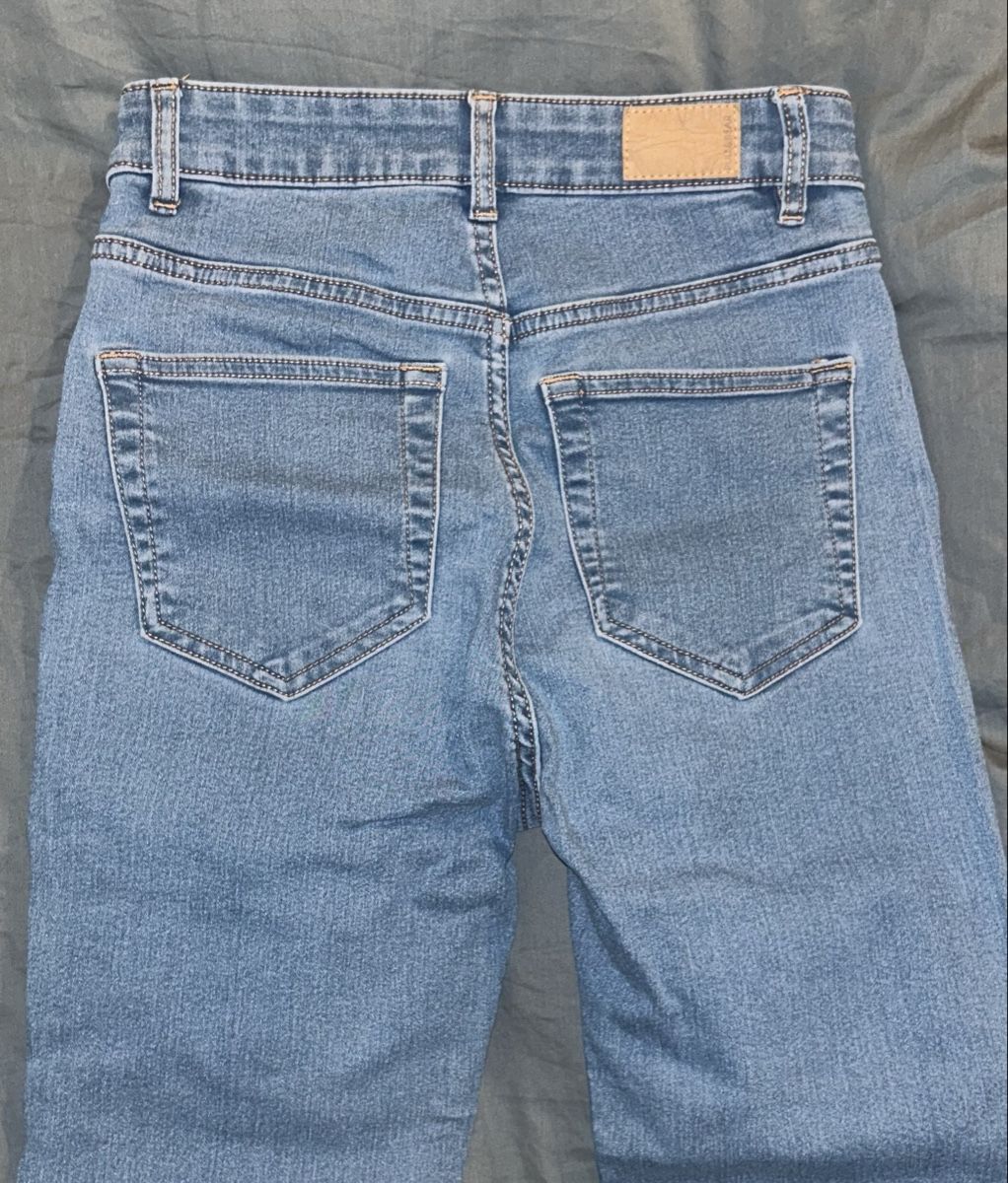 Pull&Bear Jeans: Damen Jeans Pull&Bear, blau in der Grösse 36  – Usato da Thalwil venduto da emi_pgz8 2