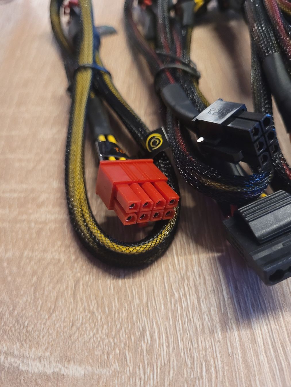 Câbles: Diverse Computerbaukabel, mit Tasche – D'occasion à Uster par 13smiley13 5