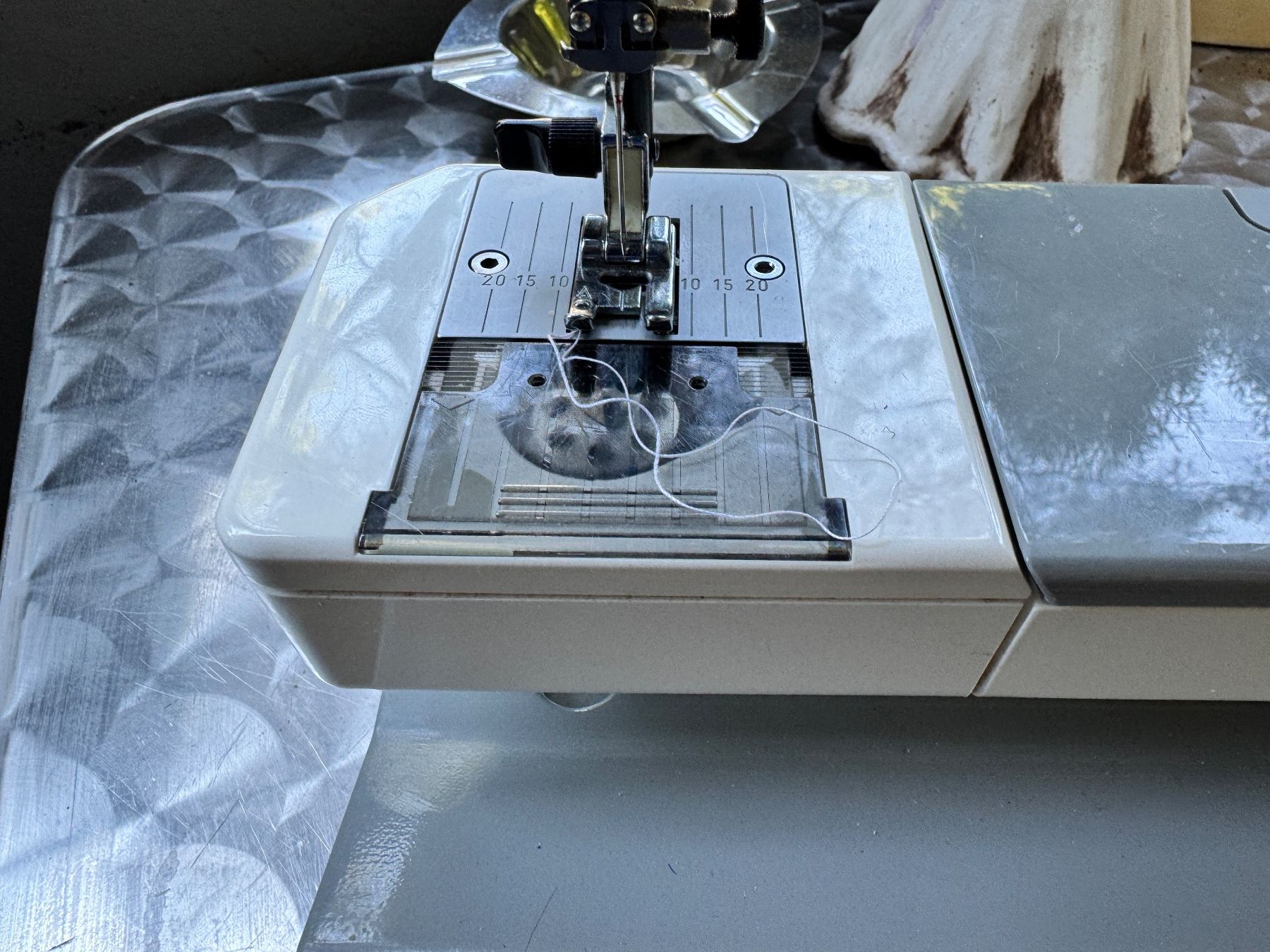 Elna Machines à coudre: Elna 5000 Computer – D'occasion à Zürich par Cibin 1