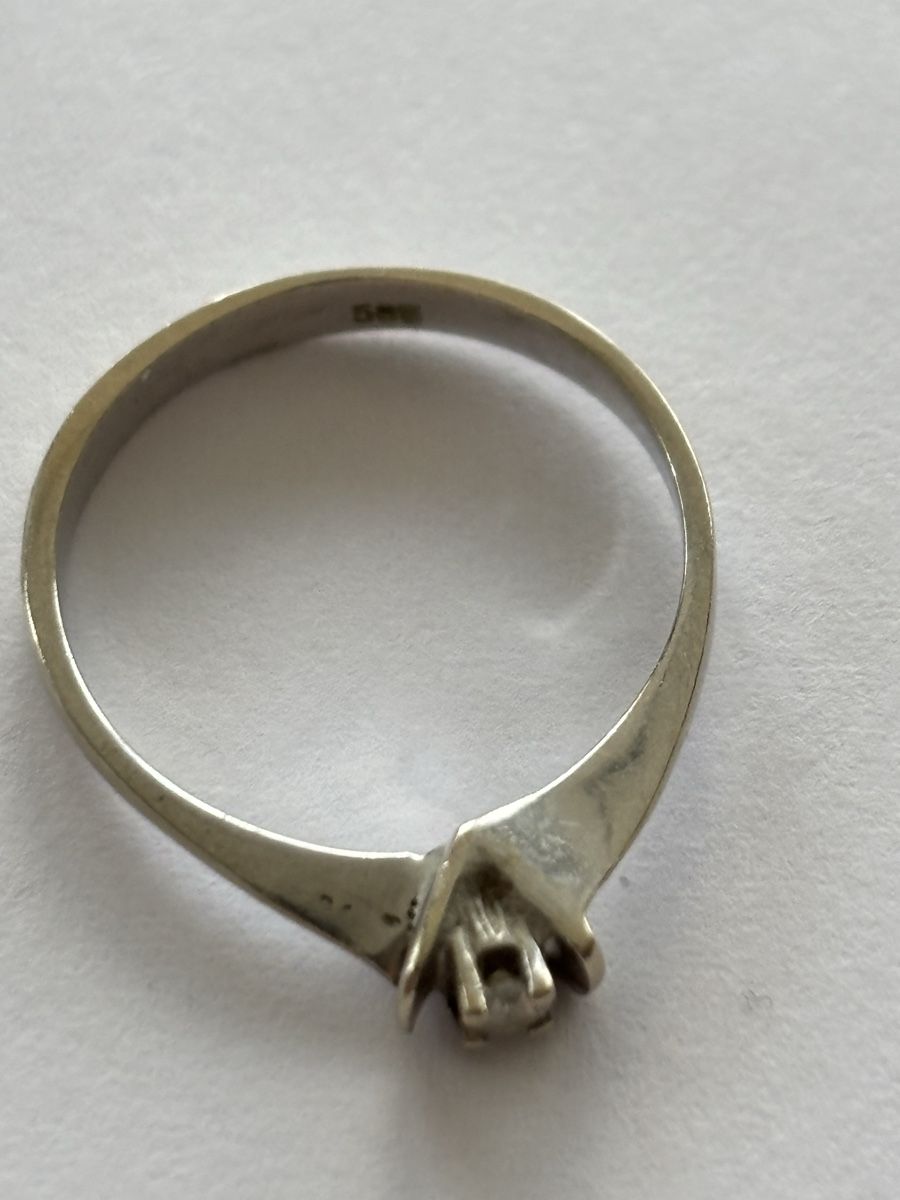 Anelli: Ring Weissgold / Diamant 14 Karat – Usato da Langnau am Albis venduto da flusspflege 5
