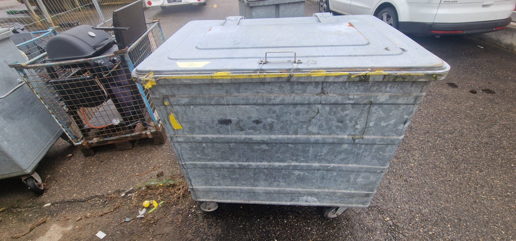 Banconi: Abfall Container verzinkt, 750 Liter Nr. 1 – Usato da Flawil venduto da 1343525