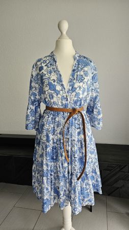 Sommerkleid / Kleid