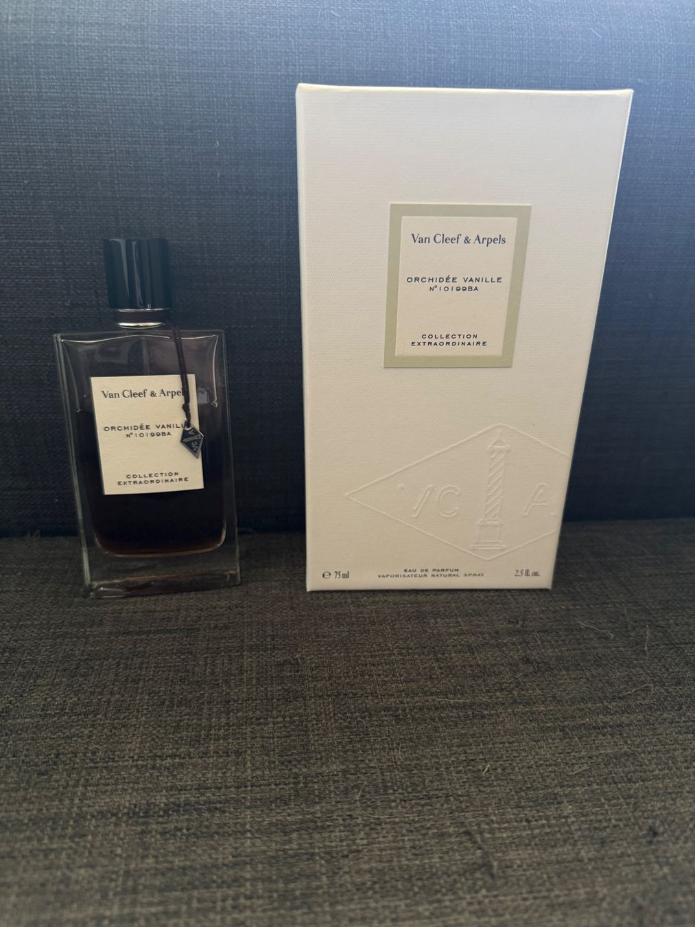 Van Cleef Parfum & Eau de Toilette: Orchidée Vanille Van Cleef & Arpels 2ml – Gebraucht aus Orbe von Sylvie.Lep07