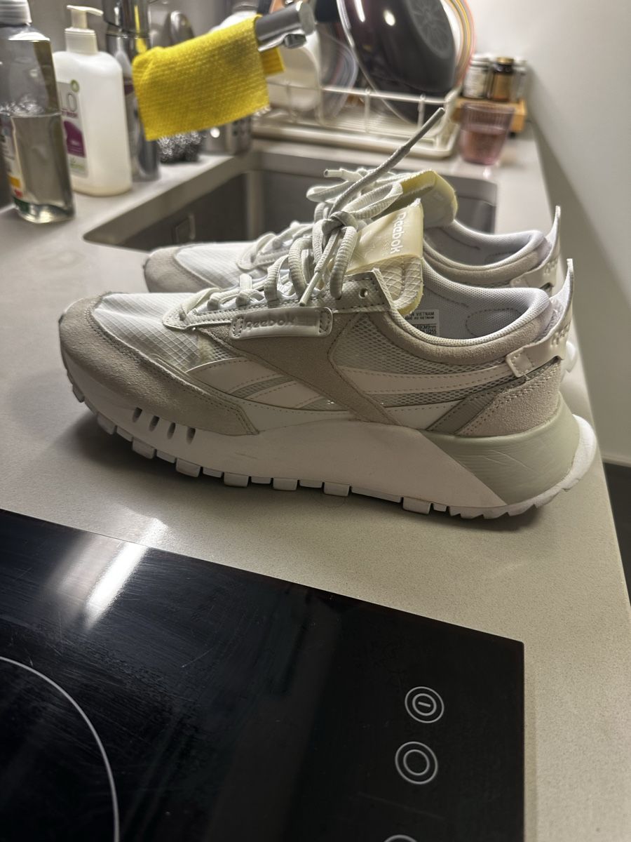 Reebok Scarpe da uomo: Reebok Classic Leather Legacy – Nuovo (secondo la descrizione) da Carouge GE venduto da cytoplan 1