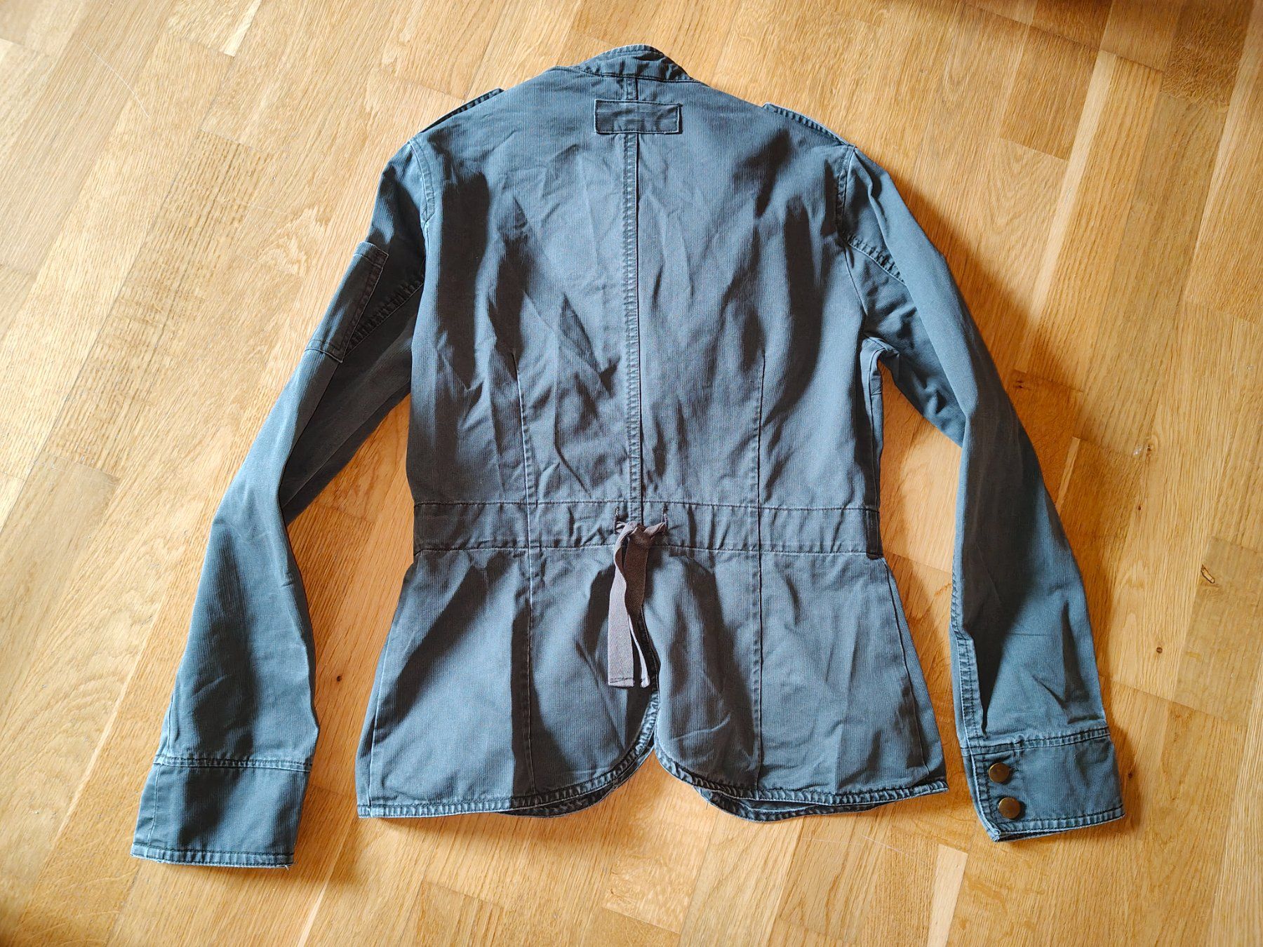 H&M Giacche: Übergangsjacke H&M Gr. 38 tailliert – Usato da Zeglingen venduto da Vanillacoke 1