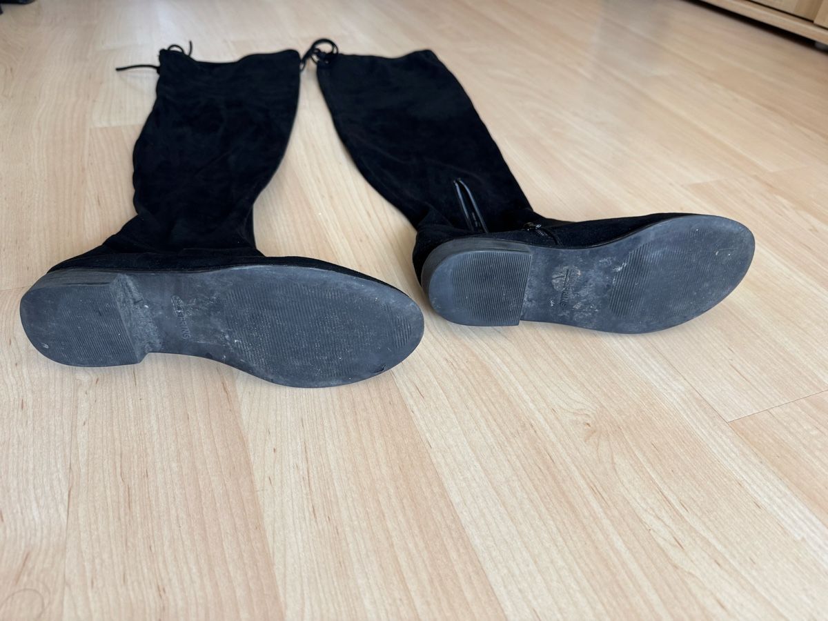 Scarpe da donna: Élégante cuissardes en daim – Usato da Denens venduto da sar_5wlm 4