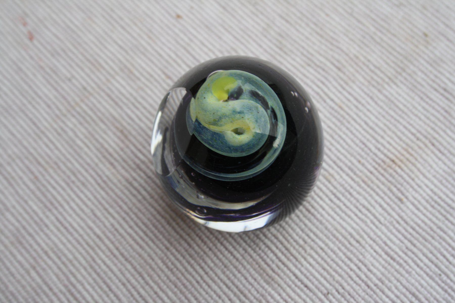 Bicchieri: PAPERWEIGHT BRIEF BESCHWERER – Usato da Wauwil venduto da Pneuedy 7