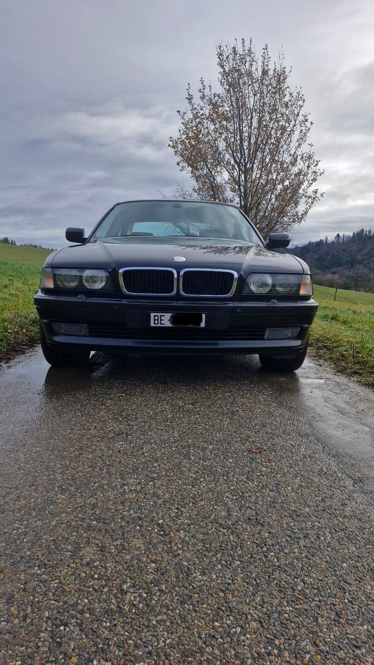 BMW Automobili: BMW 735i mit neuen Reifen – Usato da Ostermundigen venduto da jupiter3209