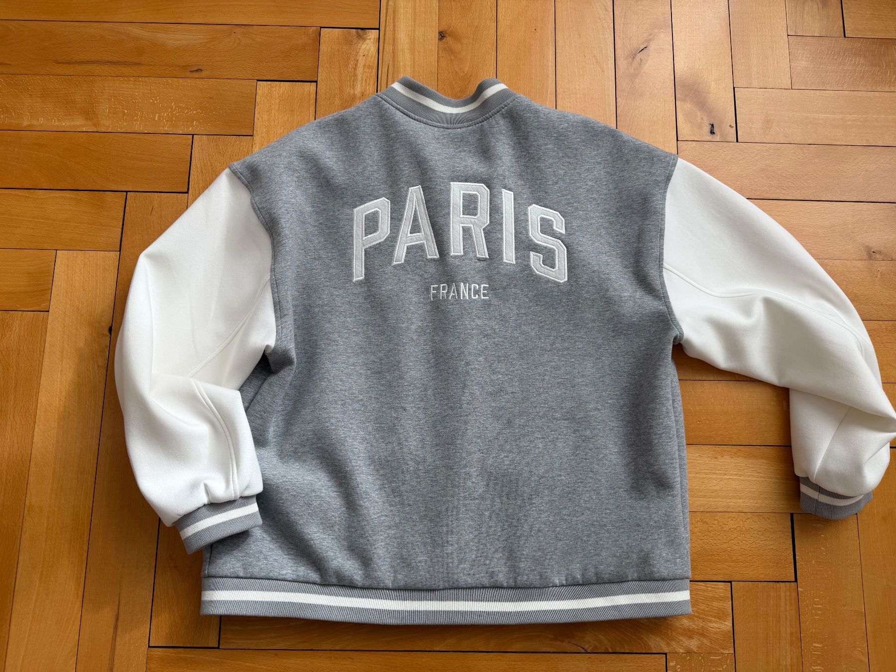 H&M Giacche: Neue Collegejacke Divided (H&M) – Nuovo (secondo la descrizione) da Solothurn venduto da Vintage87 3