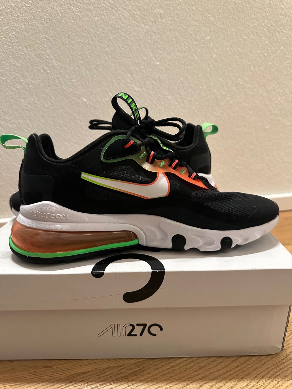 Nike Scarpe da uomo: Nike Air Max 270 Worldwide – Usato da Enney venduto da Natan_1618 1