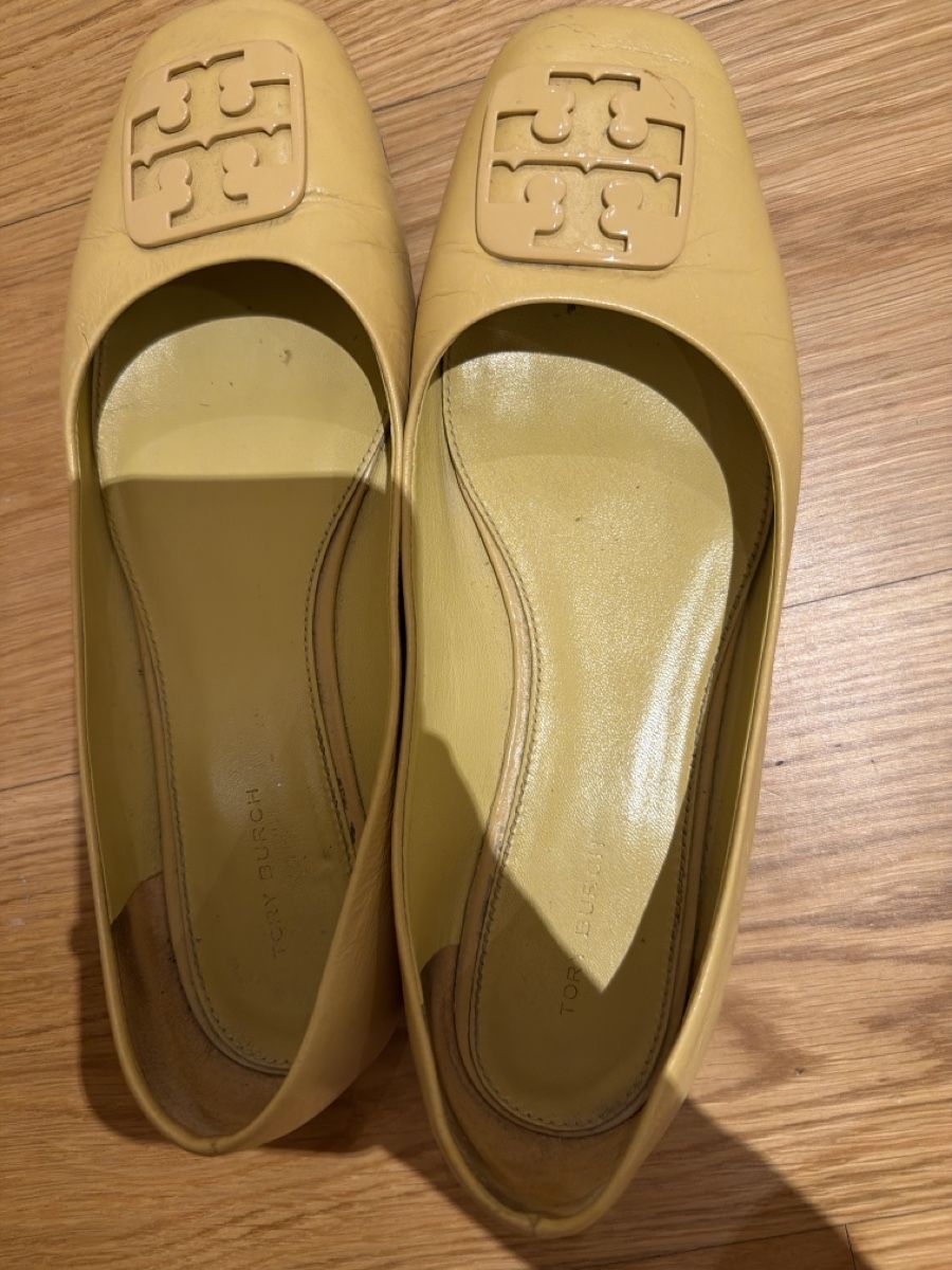 Tory Burch Scarpe da donna: Tory Burch Ballerinas, hellgelb, Gr. 38 – Usato da Niederhasli venduto da Luxevault 1