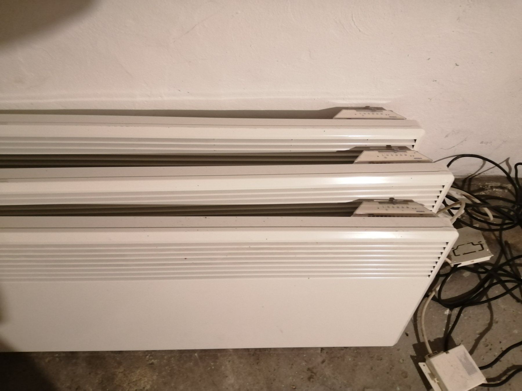 Heizgeräte: Radiator – Gebraucht aus Engi von Im010