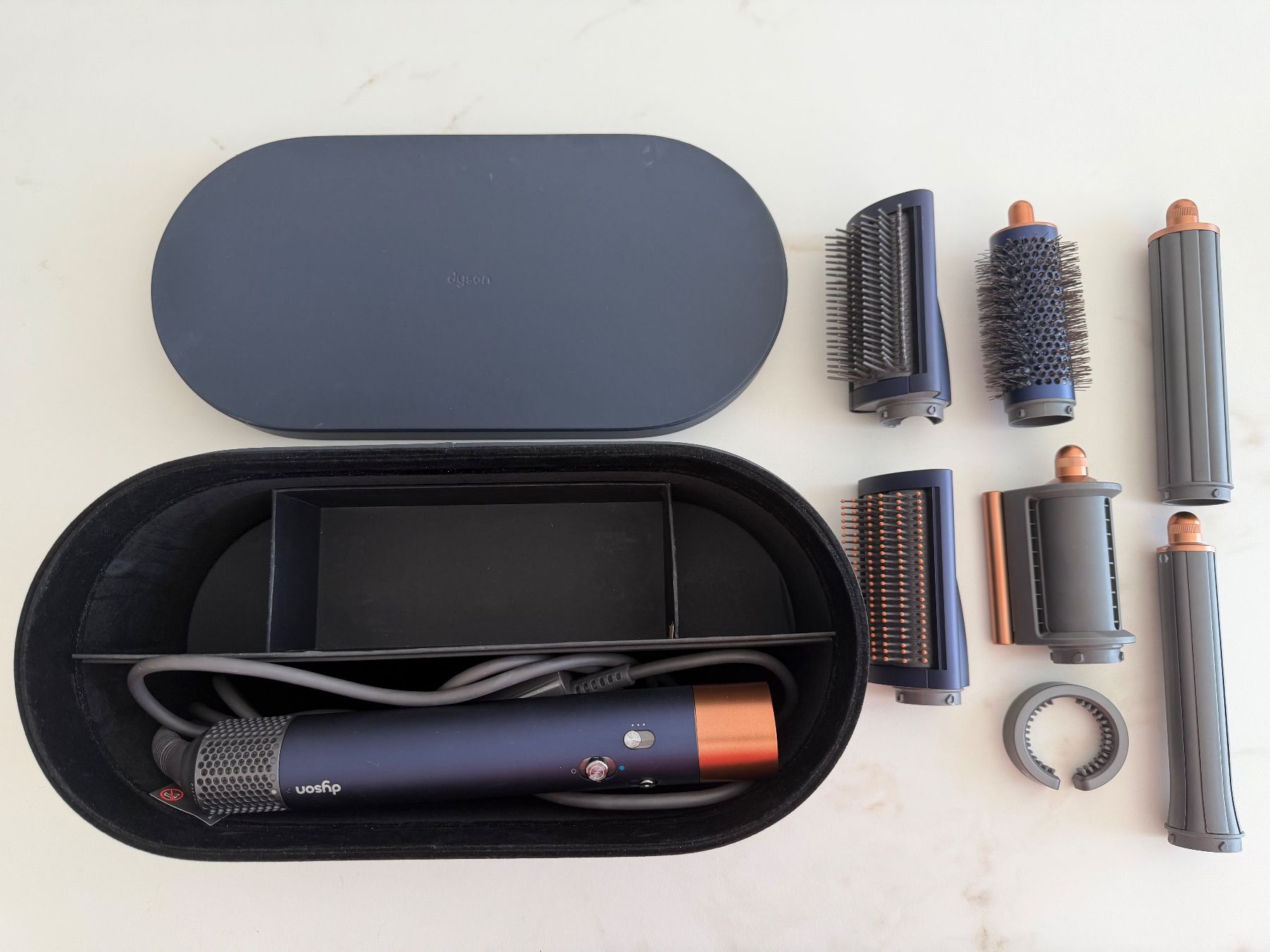 Dyson Lockenstäbe & Haarglätter: Dyson Airwrap HS05 – Gebraucht aus Maienfeld von mar_6bqr