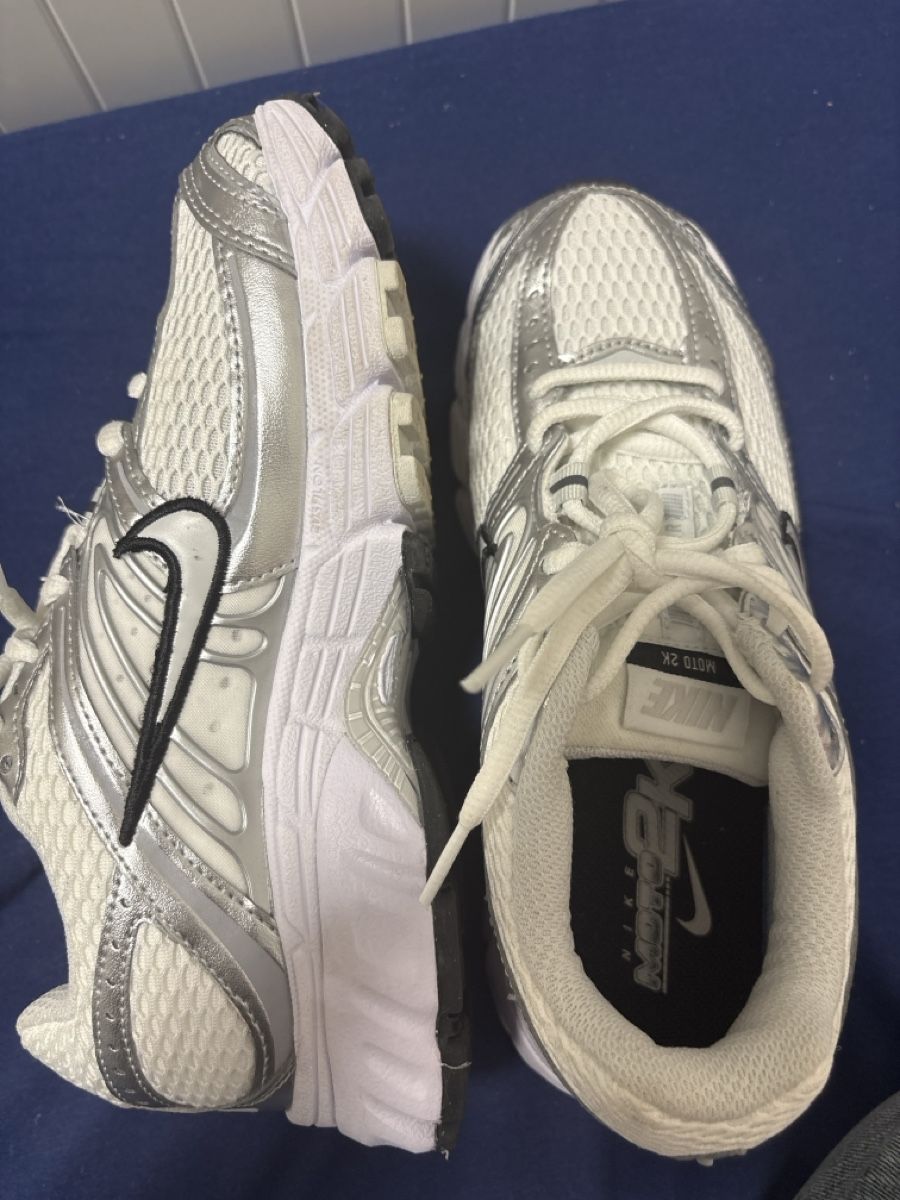 Nike Scarpe da uomo: Nike Air Pegasus  Weiss/Silber Grösse 36.5 – Nuovo (secondo la descrizione) da Zürich venduto da lin_y5r2 2