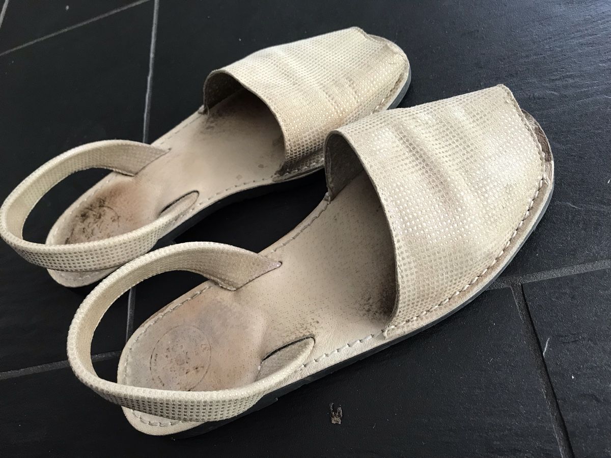 Damenschuhe: Menorca Sandalen beige-perlmuttfarben, Gr. 37 – Gebraucht aus Bremgarten AG von Belana0