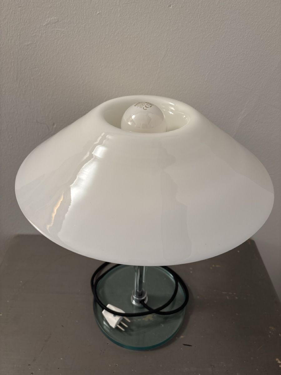 Lampade: Wilhelm Wagenfeld Bauhaus Tischleuchte – Usato da Basel venduto da magnummarine 1