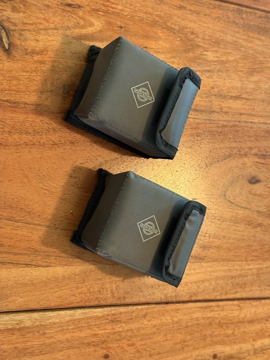 Neumann Microfoni: 2 x Neumann Mikrofon Kapsel Tasche – Nuovo (secondo la descrizione) da Muri AG venduto da Ludrigen