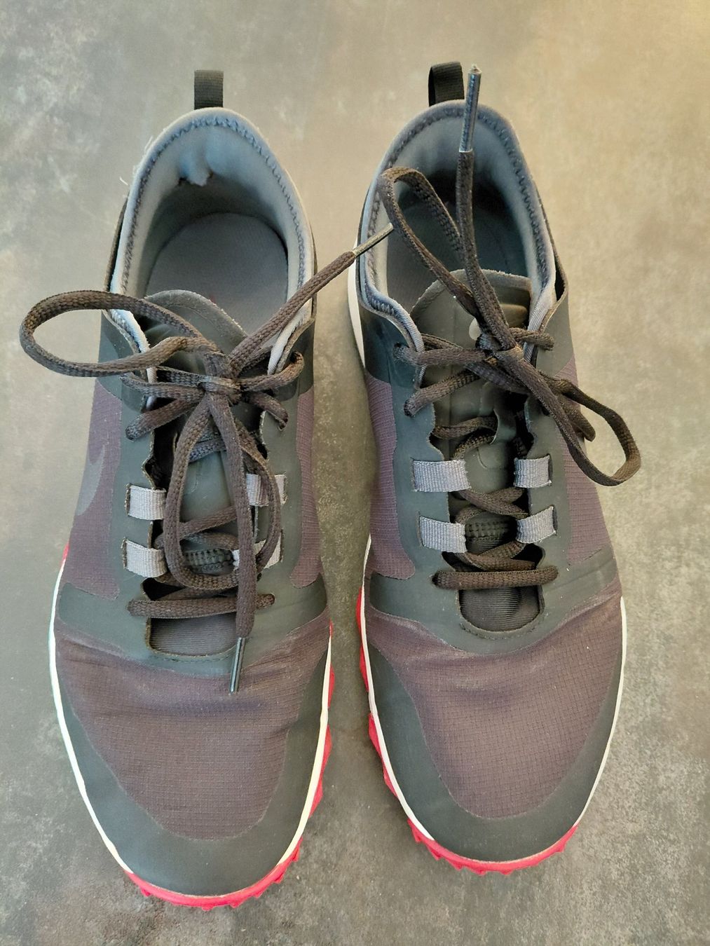 Nike Scarpe da uomo: Nike Golfschuh - Grösse 42.5 – Usato da Oberrieden venduto da ZH_Lake_2019 1