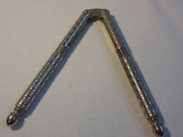 Vintage Nussknacker aus Metall von HMQ