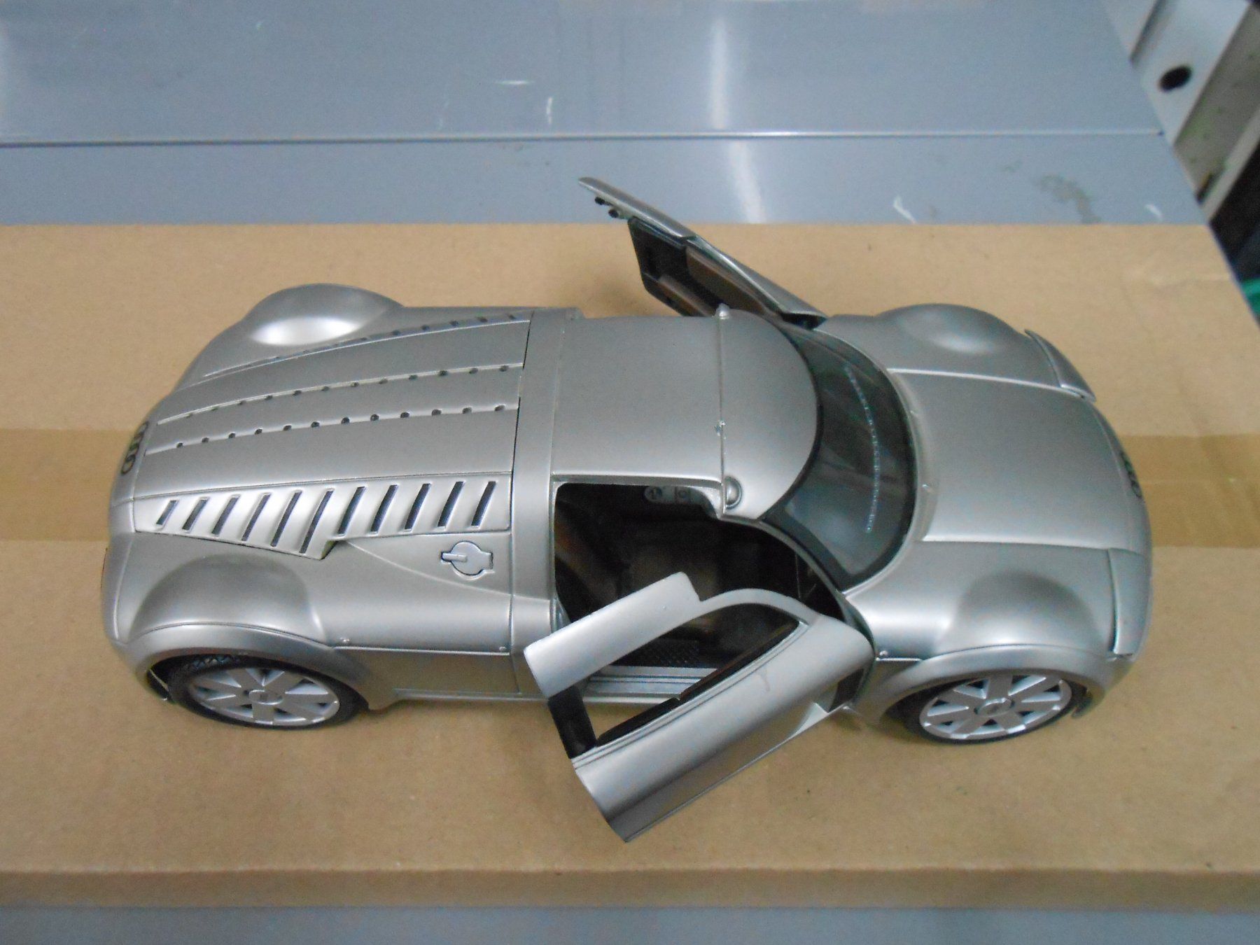 Audi Modellini d'auto: Audi-Supersportwagen Rosemeyer aus Metall – Usato da Hittnau venduto da luxor3 3