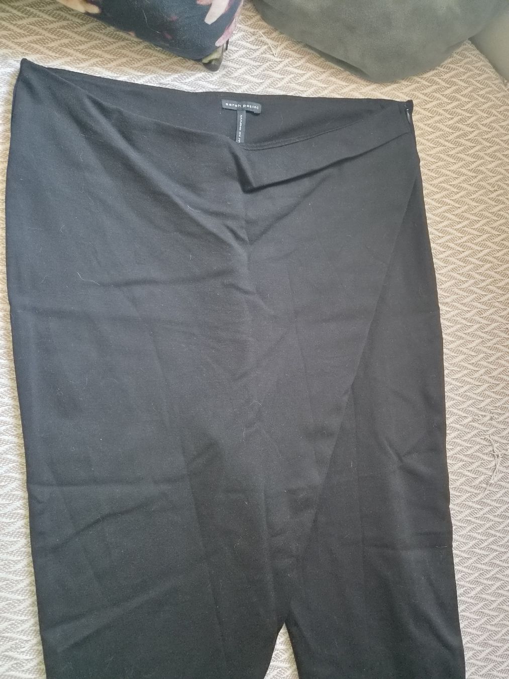 Sarah Pacini Pantalons: Sarah Pacini schöne Hose Gr. 4 – D'occasion à Frenkendorf par Moon111 1