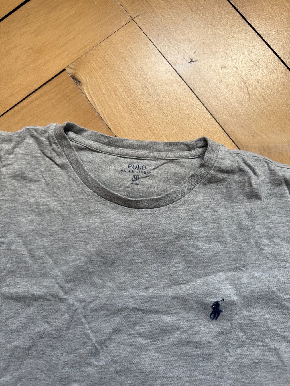 Ralph Lauren T-shirt: POLO RALPH LAUREN - T-Shirt hellgrau M – Usato da Zürich venduto da Diazaio 1