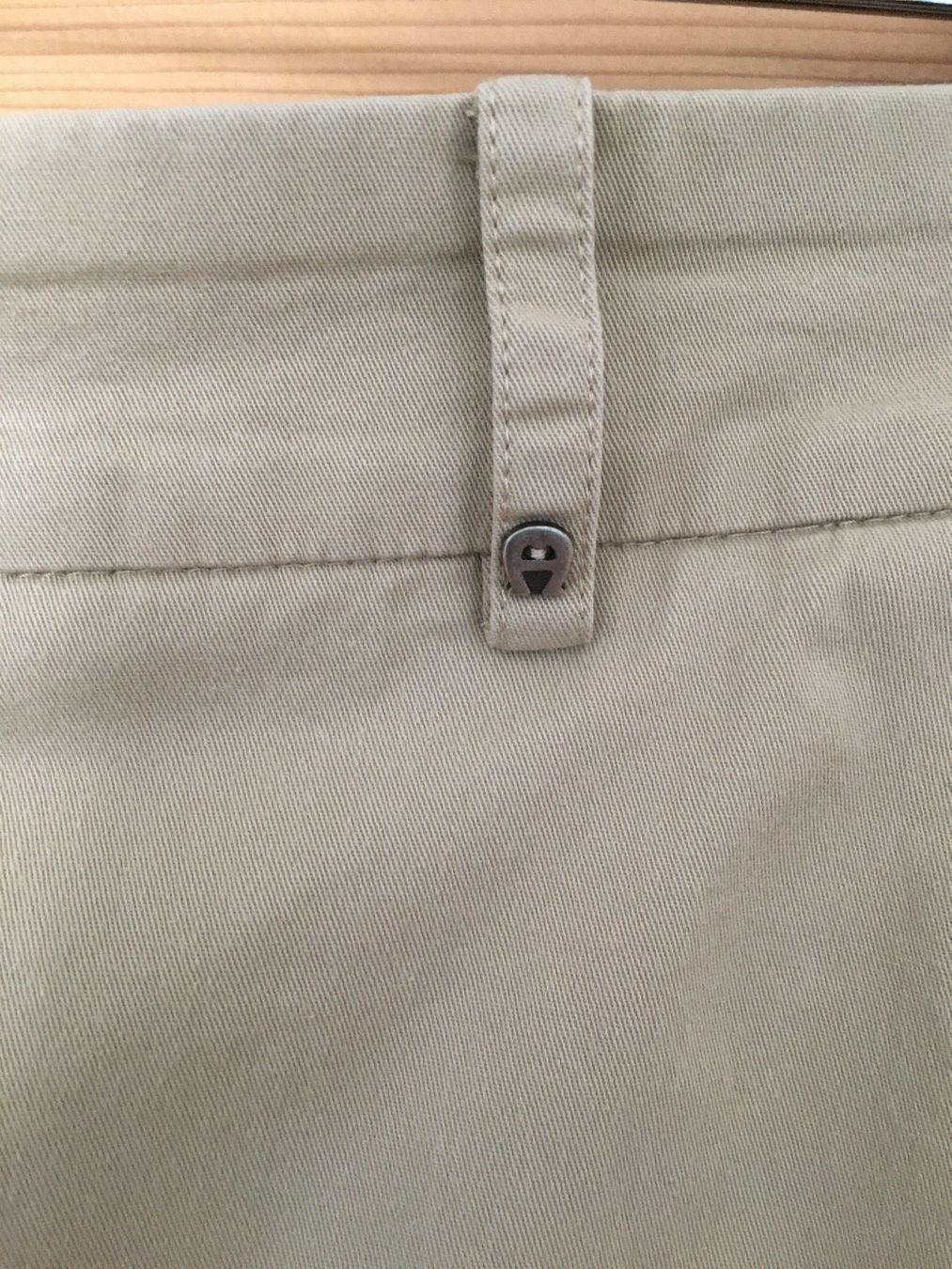 Hosen: Aigner Lifestyle Hose – Gebraucht aus Luzern von Willimaus 2