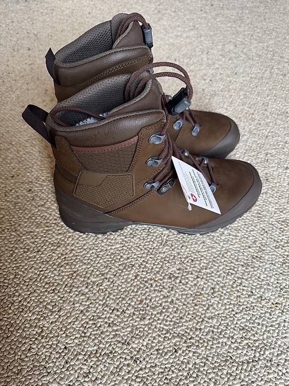 Scarpe da uomo: Kampfstiefel 19 leicht NEU – Usato da Goldach venduto da hosli7 1