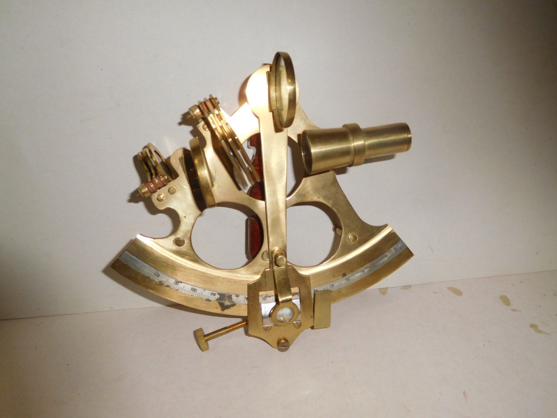 Navigatori: Sextant – Usato da Wallbach venduto da Pitralon1