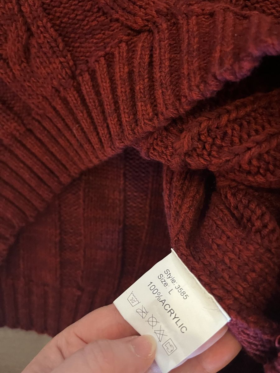 Maglioni & Felpe: Warmer Zopfmuster Rollkragenpullover – Usato da Zürich venduto da Closetbesties 3