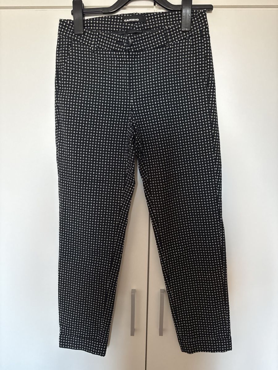 Cambio Pantaloni: Cambio Hose, Gr. 36, schwarz-weiss gemustert – Usato da langenthal venduto da rundholz7