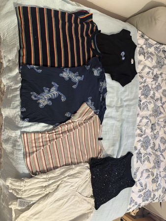 Damen Kleiderpaket diverse Kleidungsstuecke gebraucht
