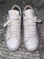 Nike Sneaker