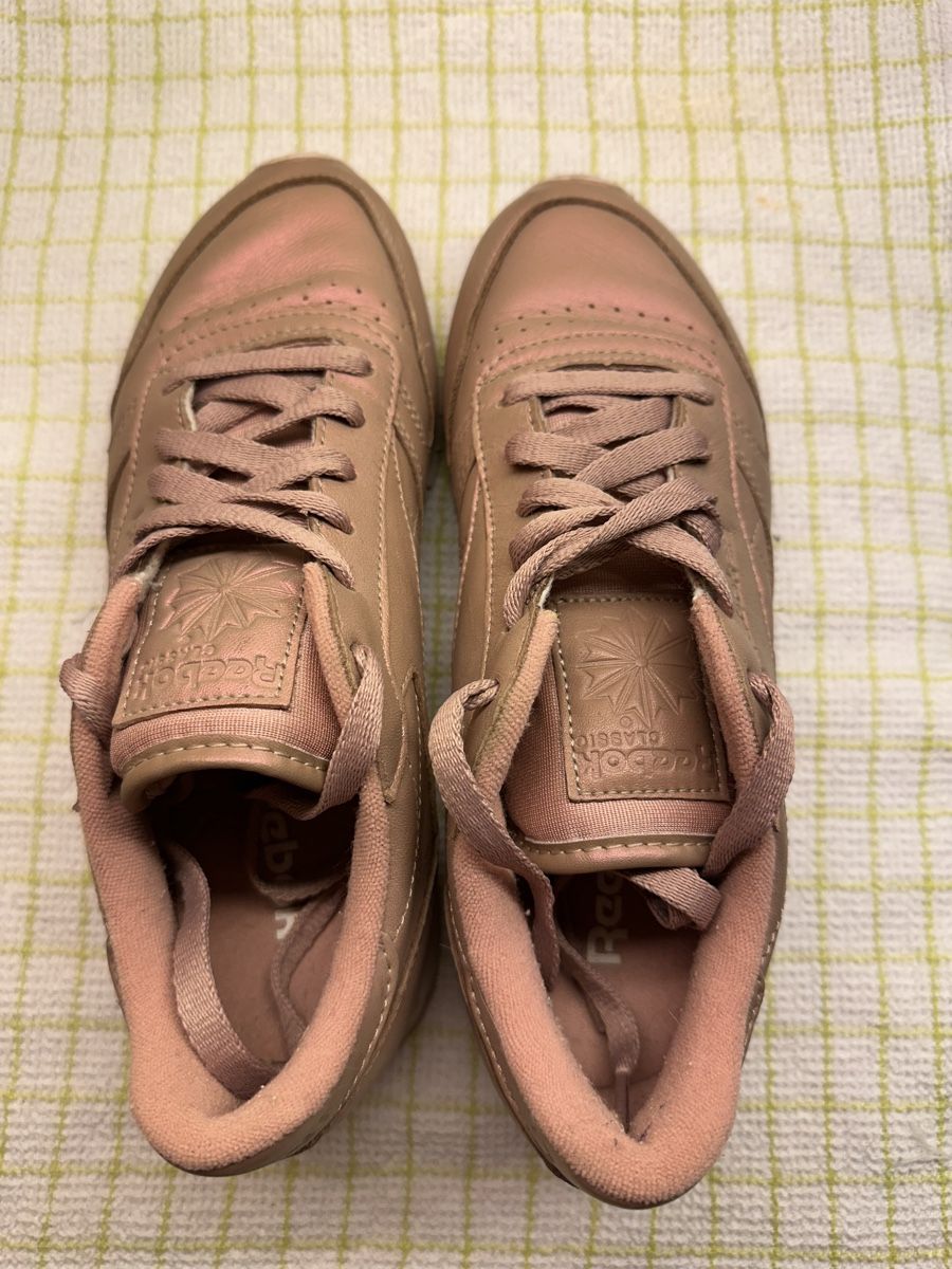 Reebok Scarpe da donna: Reebok Schuh / Sneaker / Chrome / Grösse 38 – Usato da Zürich venduto da _aangela