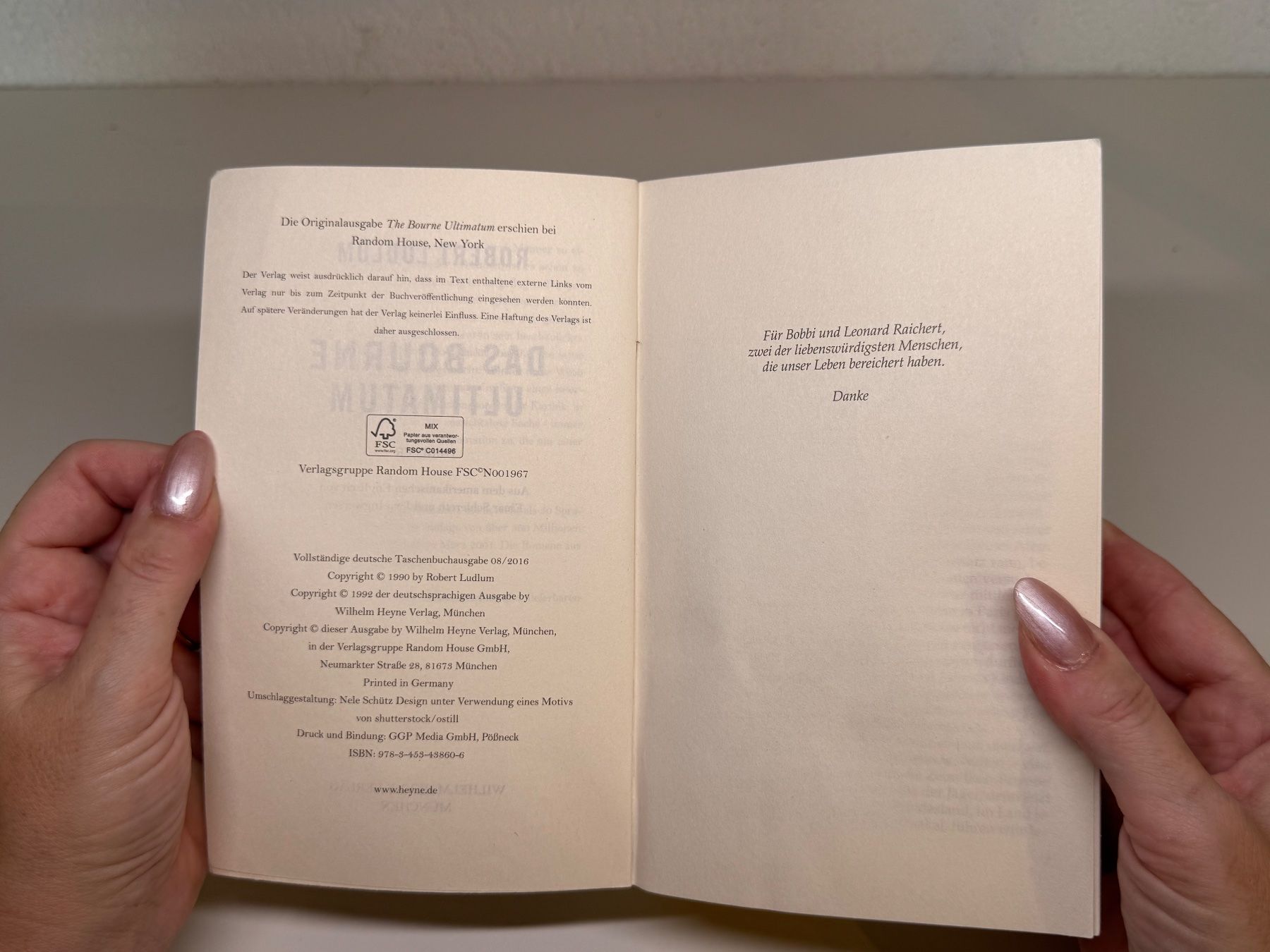 Libri: ROMAN: Robert Ludlum, Das Bourne Ultimatum – Usato da Grosswangen venduto da Deutsche_Romane 2