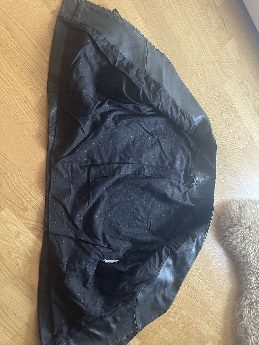 Giacche: Coole schwarze Nappa-Lederjacke Gr. S/36 mit Fle – Usato da Rüschlikon venduto da leo_mwz2 7
