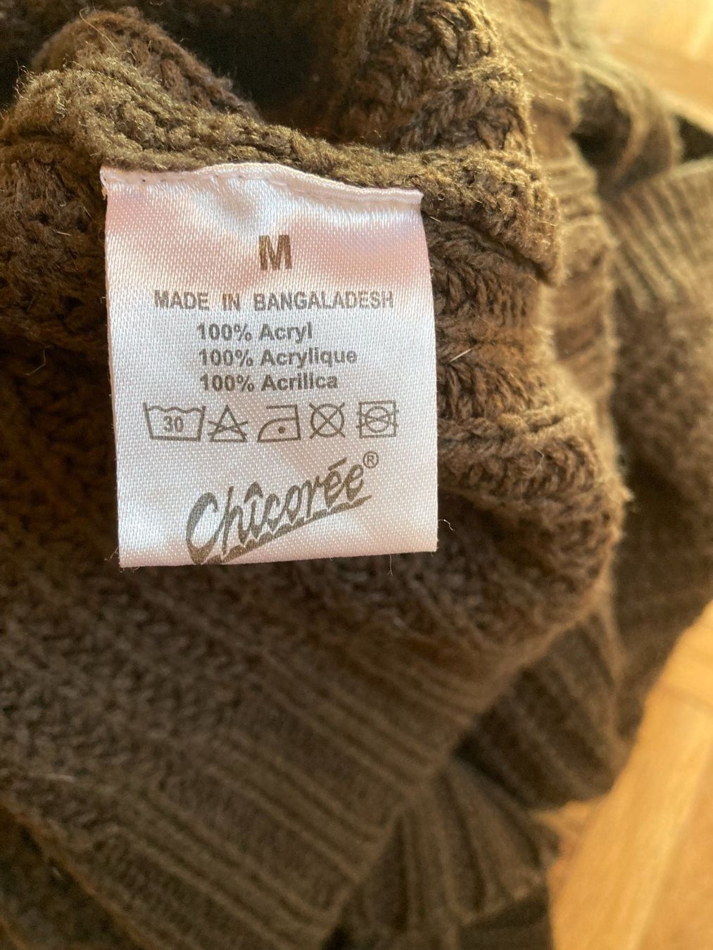 Pullover & Sweatshirts: Pullover – Gebraucht aus Balsthal von dasesaro 2
