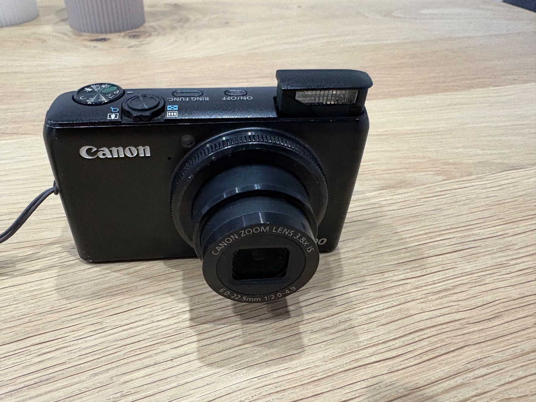 Canon Fotocamera: Canon  Powershot  S90  Digitalkamera – Usato da Lausen venduto da sen_jm7c 5
