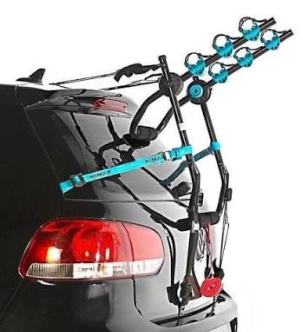 Sonstiges Fahrzeugzubehör: Porte vélos pour hayon – Gebraucht aus Onnens FR von koala2013 1