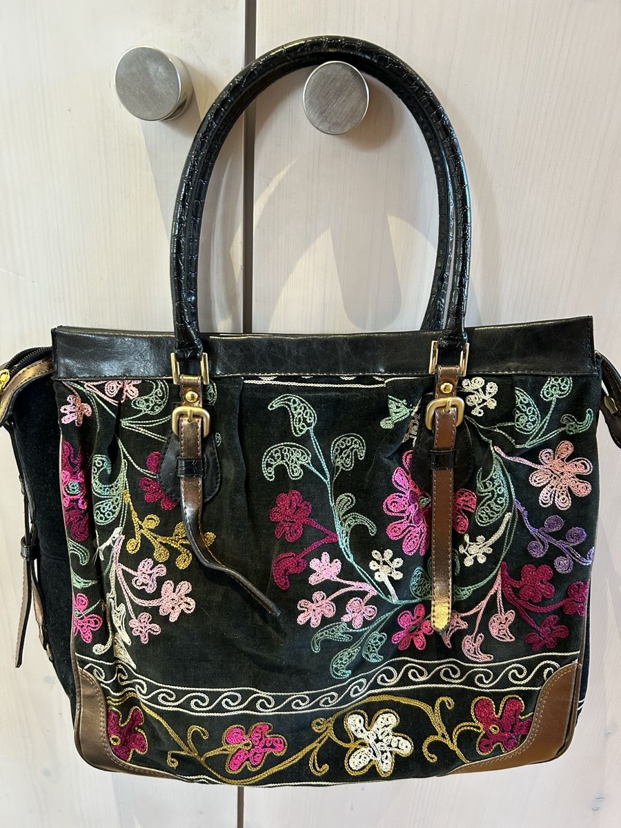 Sacs femmes: Sehr schöne Tasche Boho Stil – Neuf (Voir description) à Hofstetten SO par Treasurefinds