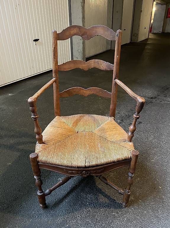 Poltrone: Fauteuil en bois – Usato da Bellevue venduto da san_df7y